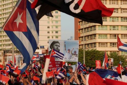 Chính phủ Cuba tổ chức tuần hành lớn ở Havana sau các cuộc biểu tình