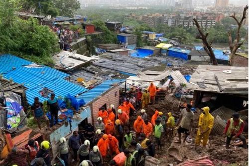 Lở đất do mưa lớn ở Ấn Độ khiến ít nhất 20 người thiệt mạng