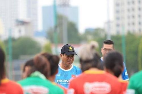 Ông Mai Đức Chung đánh giá về các đối thủ ở vòng loại sắp tới