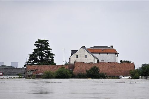 Thủ tướng Phạm Minh Chính gửi điện thăm hỏi tình hình lũ lụt tại Bỉ