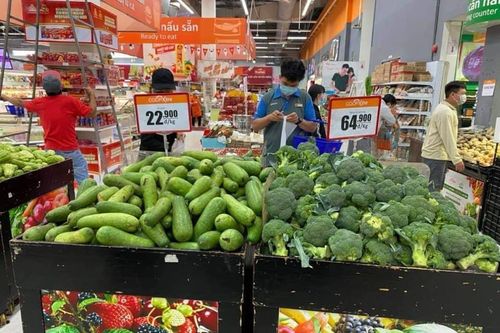 Cung ứng đủ hàng hóa thiết yếu, người dân không nên tích trữ
