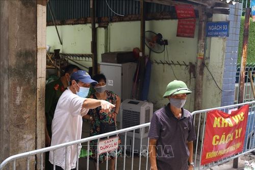 Hà Nội nhanh chóng khoanh vùng, truy vết liên quan các ca dương tính mới