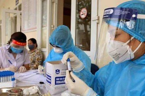 Một gia đình 5 người ở Hà Nội dương tính với SARS-CoV-2 chưa rõ nguồn lây