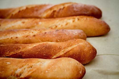 Bí mật món bánh mì gây nghiện ở Pháp