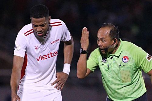 Ban tổ chức V.League chưa thể quyết định việc lùi lịch sang năm 2022