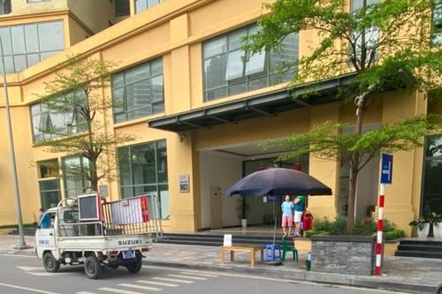 Quận Hoàng Mai: Gỡ phong tỏa 250 hộ dân chung cư, một số cửa hàng kinh doanh trên phố Lĩnh Nam