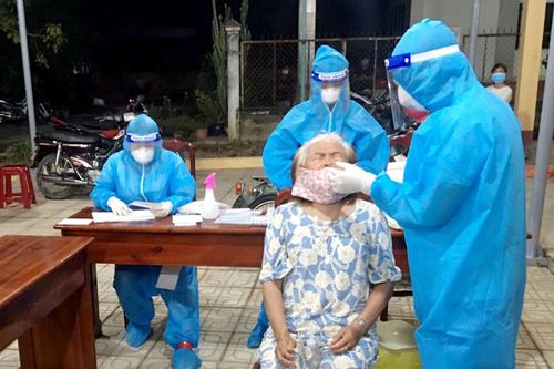 Bình Dương xét nghiệm diện rộng, 'bóc tách' F0