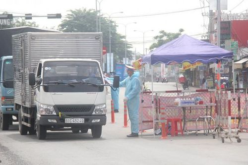 19 chốt an toàn và hệ thống 'luồng xanh' quốc gia đưa hàng hóa đến với bà con