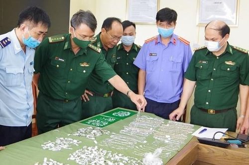 Đột kích tàu Biển Đông Mariner phát hiện lô vàng, kim cương 'khủng'