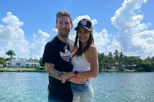 Siêu sao Messi nghỉ mát cùng gia đình