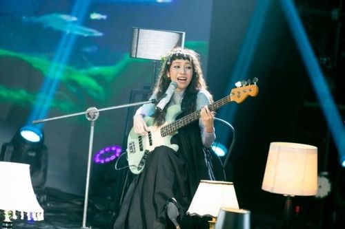 Mỹ Anh – Khắc Hưng song ca, Uni5 hát về cha tại The Heroes