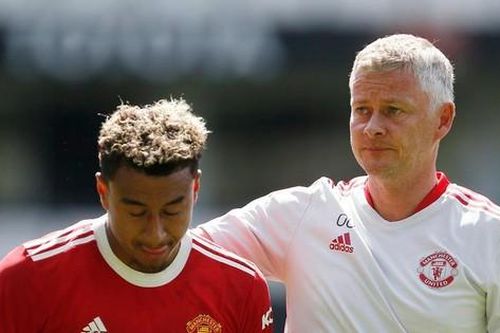 HLV Man United quyết giữ chân 'hàng thải'