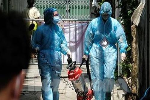 Hà Nội phong tỏa khu tập thể có 5 người cùng một gia đình dương tính với COVD-19