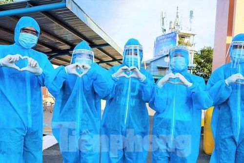 Hơn 500 bác sĩ, tình nguyện viên Hải Dương, Bình Phước chi viện Bình Dương