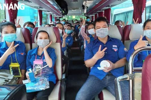 Sinh viên Y - Dược Đà Nẵng chi viện Thành phố Hồ Chí Minh chống dịch