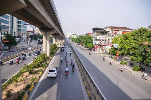 Giao thông Hà Nội thông suốt trong ngày đầu thực hiện Công điện số 15