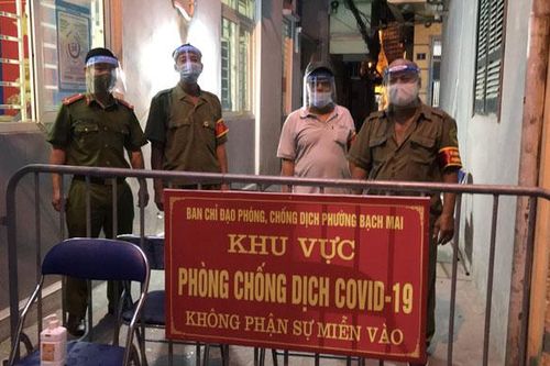 Quận Hai Bà Trưng truy vết các trường hợp liên quan đến 8 ca Covid-19 mới