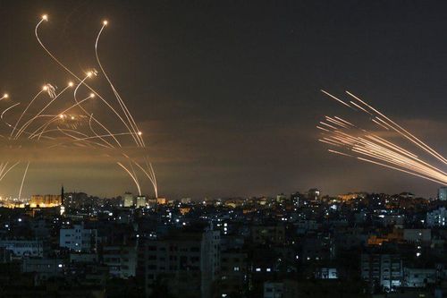 Bị nã rocket từ Lebanon, Israel bắn trả bằng pháo kích