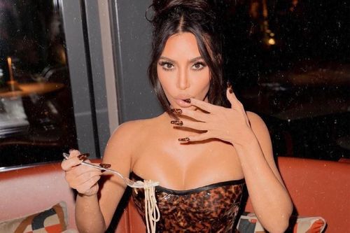 Rủi ro khi Kim Kardashian, Ben Affleck hẹn hò qua app