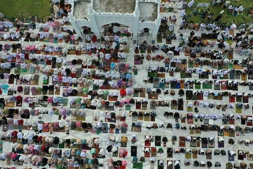 Người dân Indonesia đón lễ Eid al-Adha giữa bão Covid-19