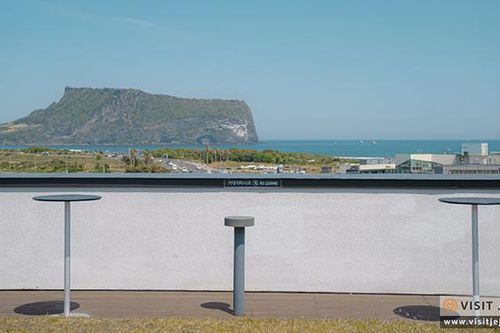 Seongsan-eup: Dạo bộ quanh những ngôi làng trên đảo Jeju