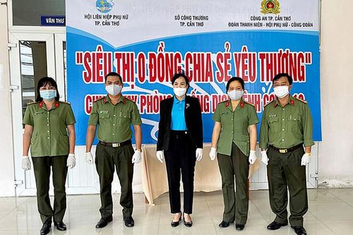 'Siêu thị không đồng' của lực lượng công an TP Cần Thơ