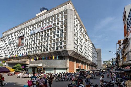 Người dân TP.HCM mua hàng hóa bằng cách nào?