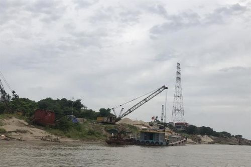 Hà Nội: Giải tỏa bến khách ngang sông, bến thủy nội địa hoạt động không phép, sai phép