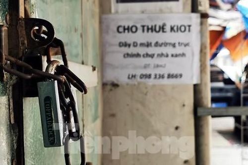 Thiên đường mua sắm của sinh viên Hà Nội 'cửa đóng then cài' giữa đại dịch COVID-19