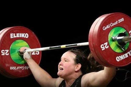 Nữ VĐV chuyển giới gây tranh cãi tại Olympic Tokyo
