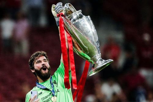 Liverpool chuẩn bị công bố bản hợp đồng đầu tiên