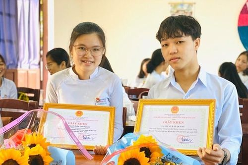 Chân dung nam sinh xứ Quảng đạt điểm 10 môn Ngữ Văn kỳ thi tốt nghiệp THPT 2021