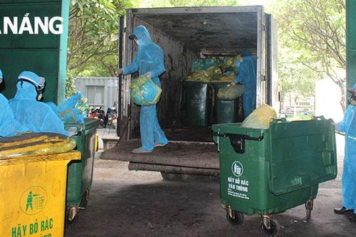Kiểm tra công tác quản lý chất thải tại 22 cơ sở y tế