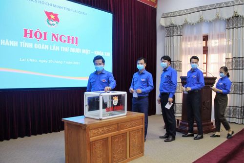 Chính trị TRUYỀN HÌNH INTERNET Lai Châu qua ảnh