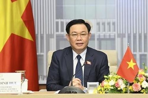 Tiếp tục giới thiệu đồng chí Vương Đình Huệ để bầu Chủ tịch Quốc hội khóa XV
