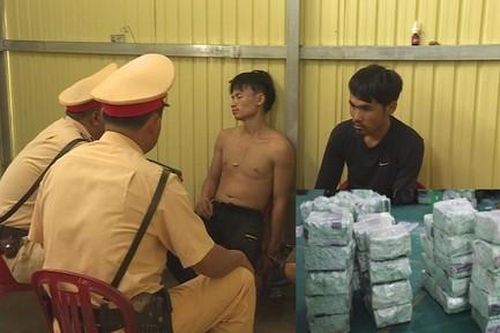 Đắk Lắk: Truy tố 2 đối tượng vận chuyển 200kg ma túy đá