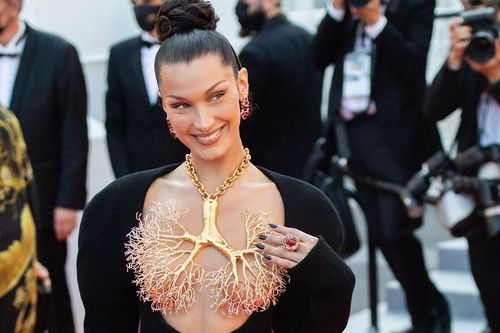 Cannes 2021 chi một triệu USD để kiểm tra Covid-19