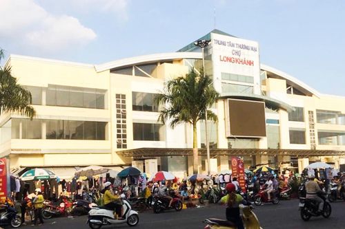 Đồng Nai tạm dừng hoạt động chợ Long Khánh