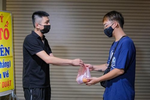 Quán ăn đêm nổi tiếng Hà Nội mùa giãn cách