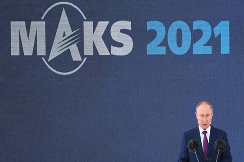 Tổng thống Putin: Công nghiệp hàng không Nga có tiềm năng phát triển rất lớn