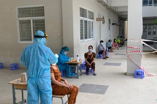 TP Hồ Chí Minh: Xem xét cho người F0 không triệu chứng cách ly tại nhà