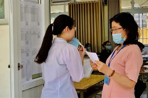 Có địa phương sẽ 'gửi' thí sinh thi tốt nghiệp THPT đợt 2 tại Hội đồng thi Hà Nội