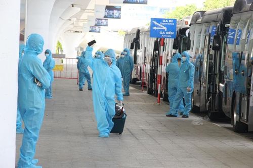 Đón hơn 600 công dân Đà Nẵng từ TP Hồ Chí Minh về nhà