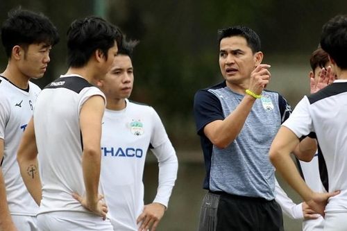 Chuyên nghiệp như Hoàng Anh Gia Lai