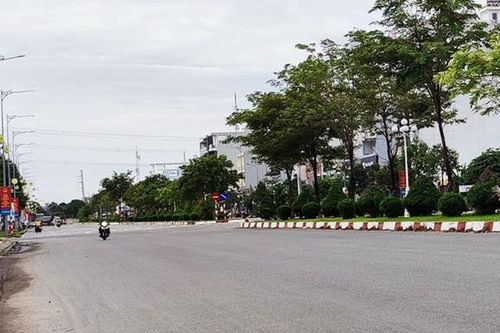 Long An tạm dừng vận tải hành khách bằng xe ô tô từ 12 giờ ngày 20/7