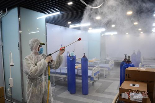 Bệnh viện dã chiến ở Thuận Kiều Plaza sẵn sàng đón 1.000 F0