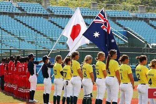 Olympic Tokyo: Bắt đầu các trận đấu sớm môn bóng mềm, bóng đá nữ