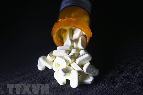 Mỹ: Ba nhà phân phối chi hơn 1 tỷ USD dàn xếp vụ bê bối opioid