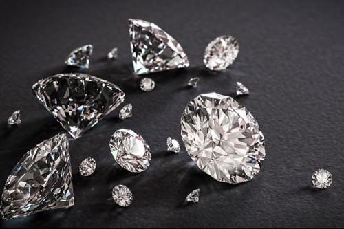 Người phụ nữ đánh tráo kim cương trị giá 5,7 triệu USD bằng đá cuội