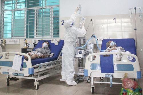 Bộ Y tế yêu cầu các cơ sở sản xuất, bệnh viện không để thiếu oxy